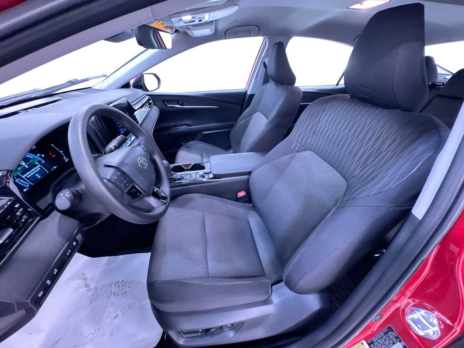 Used 2025 Toyota Camry LE w/ Convenience Package AWD/4WD image 14