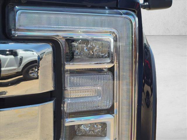Used 2019 Ford F250 Lariat w/ Lariat Ultimate Package AWD/4WD image 9