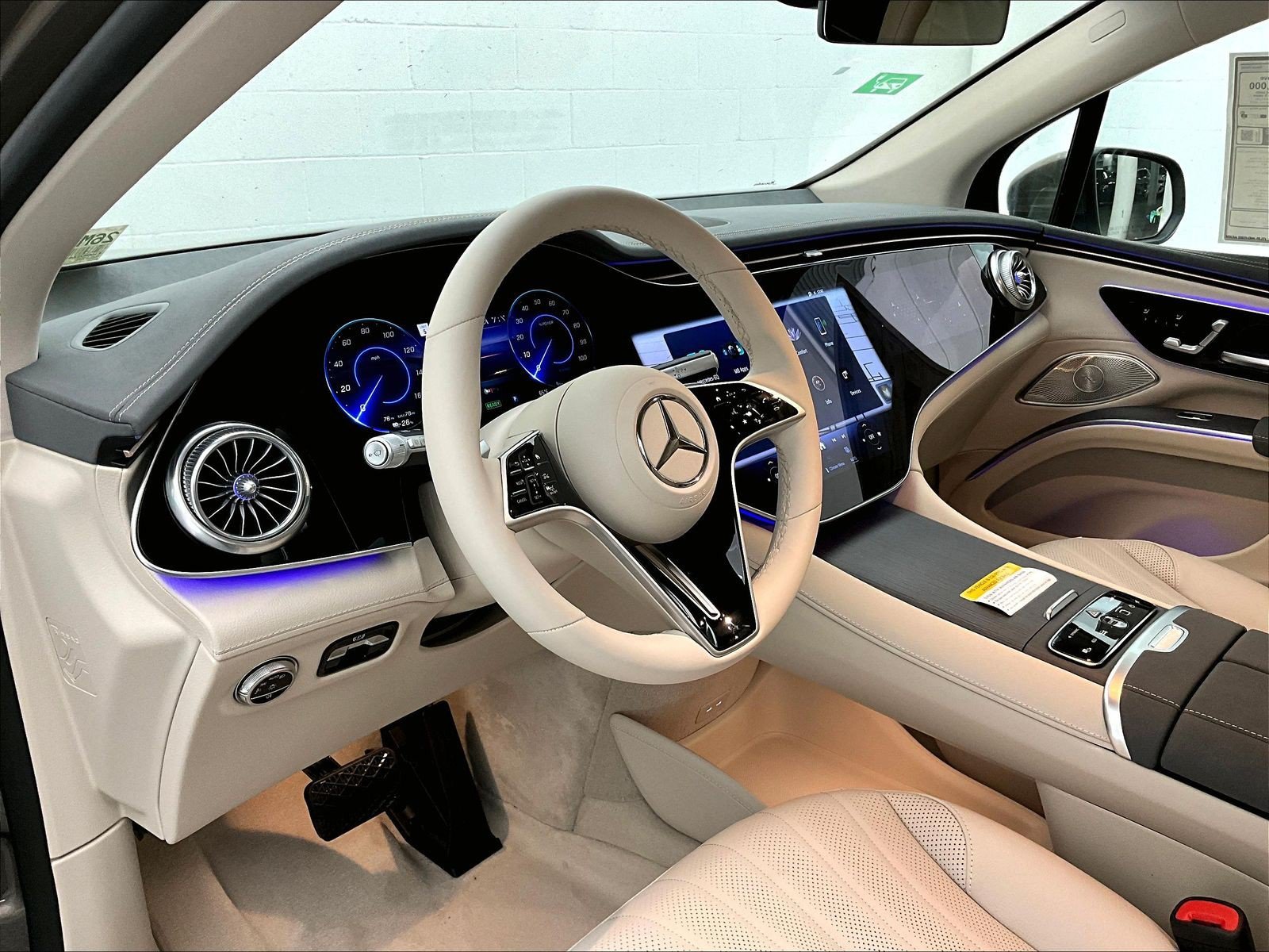 New 2026 Mercedes-Benz EQS 400 4MATIC SUV image 6