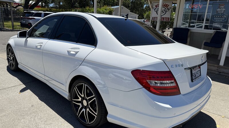 Used 2013 Mercedes-Benz C 350 Sport image 4