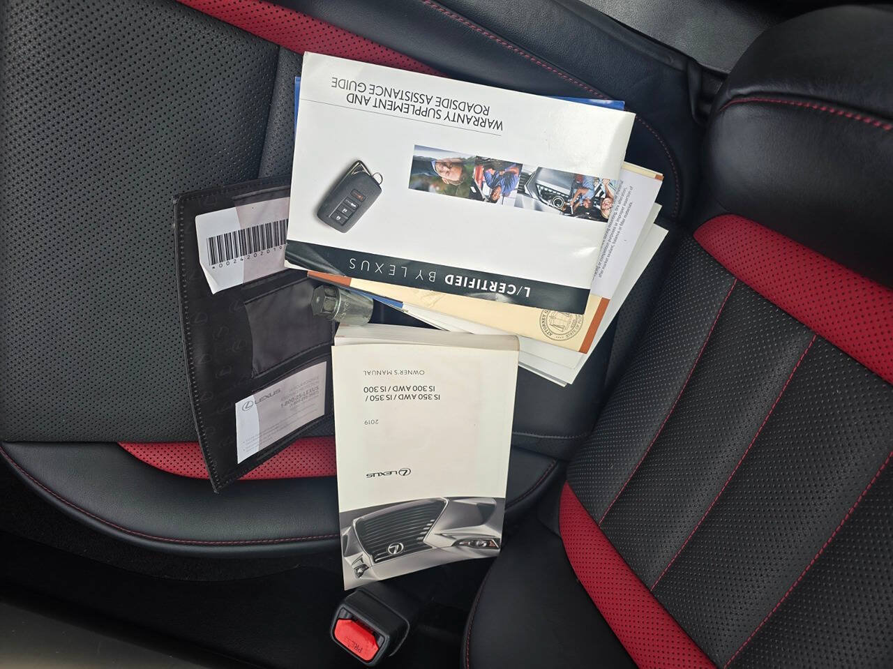 Used 2019 Lexus IS 300 F Sport RWD image 30