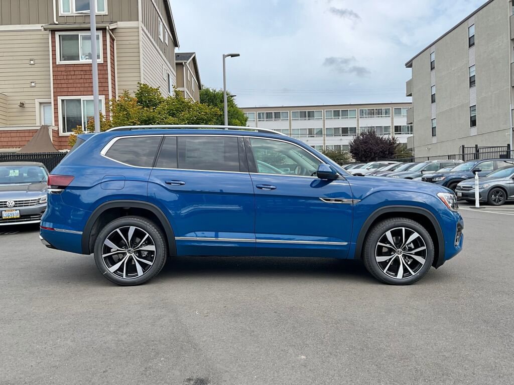 New 2026 Volkswagen Atlas SEL Premium R-Line image 9
