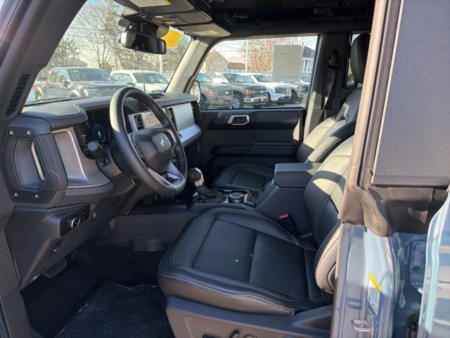 New 2025 Ford Bronco Outer Banks image 8