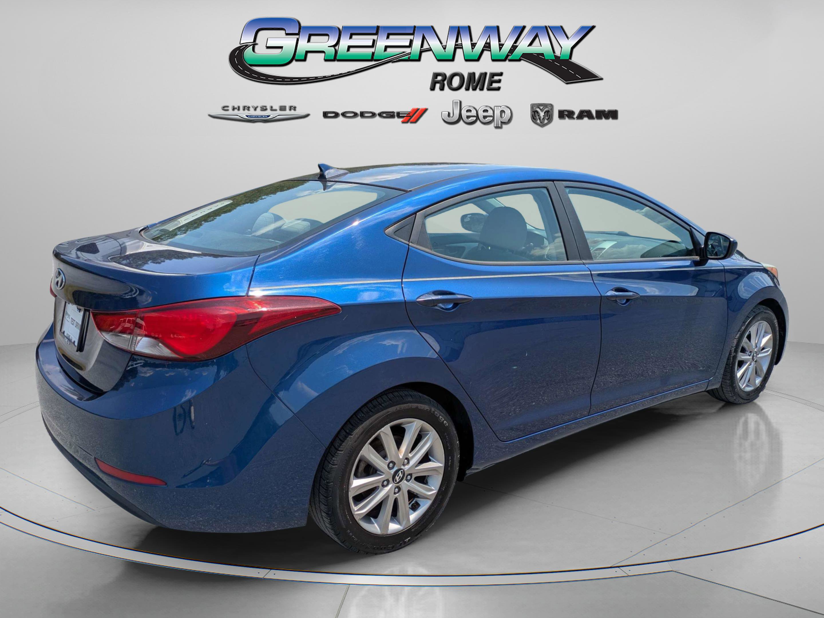 Used 2015 Hyundai Elantra SE w/ Option Group 02 FWD image 7