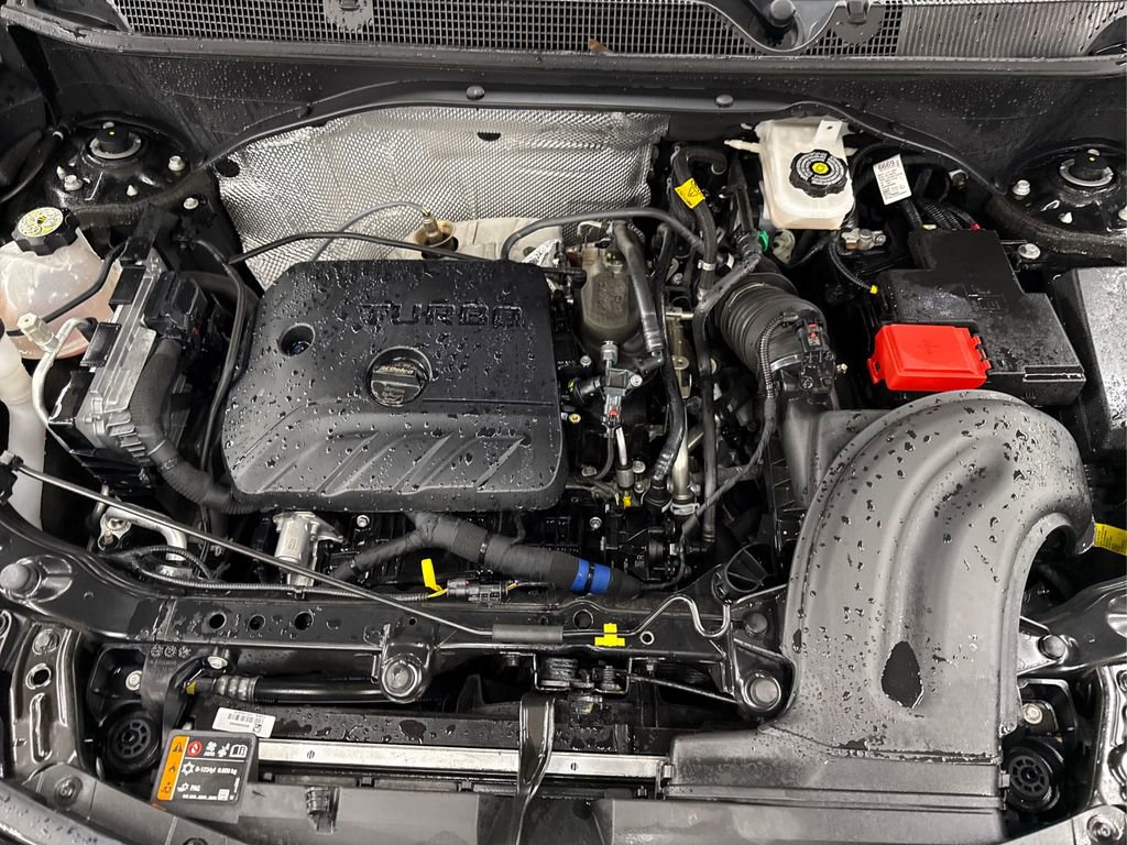 Used 2025 Buick Encore GX Preferred w/ Comfort Package image 13