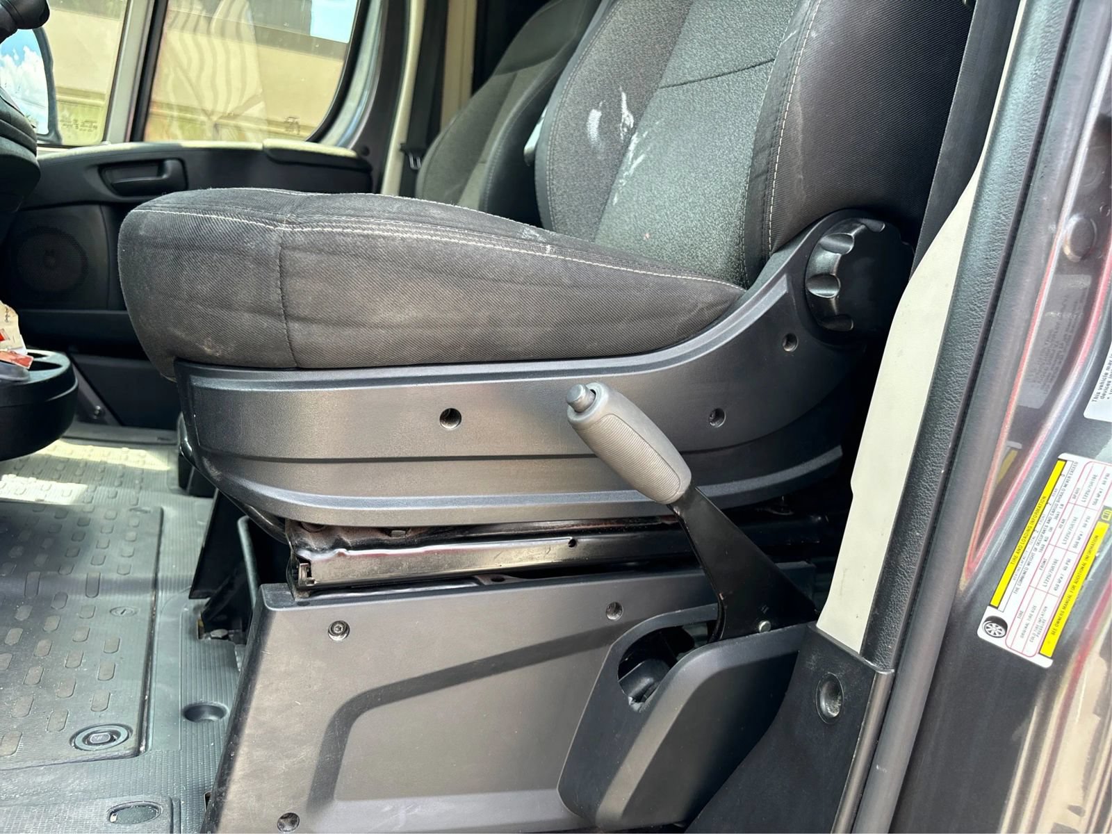 Used 2015 RAM ProMaster 2500 w/ Interior Convenience Group FWD image 18