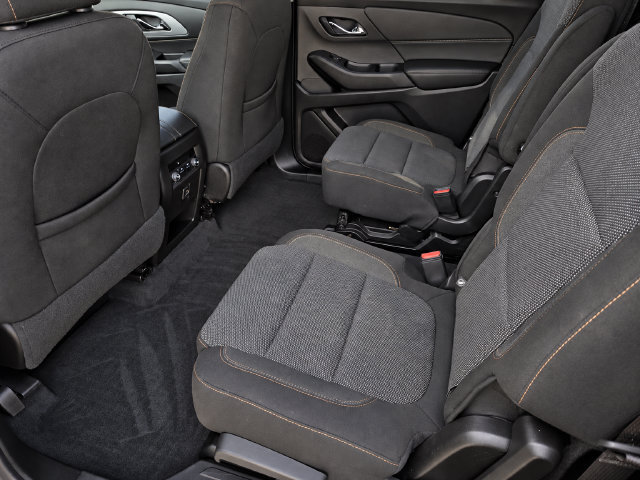 Used 2020 Chevrolet Traverse LT FWD image 11