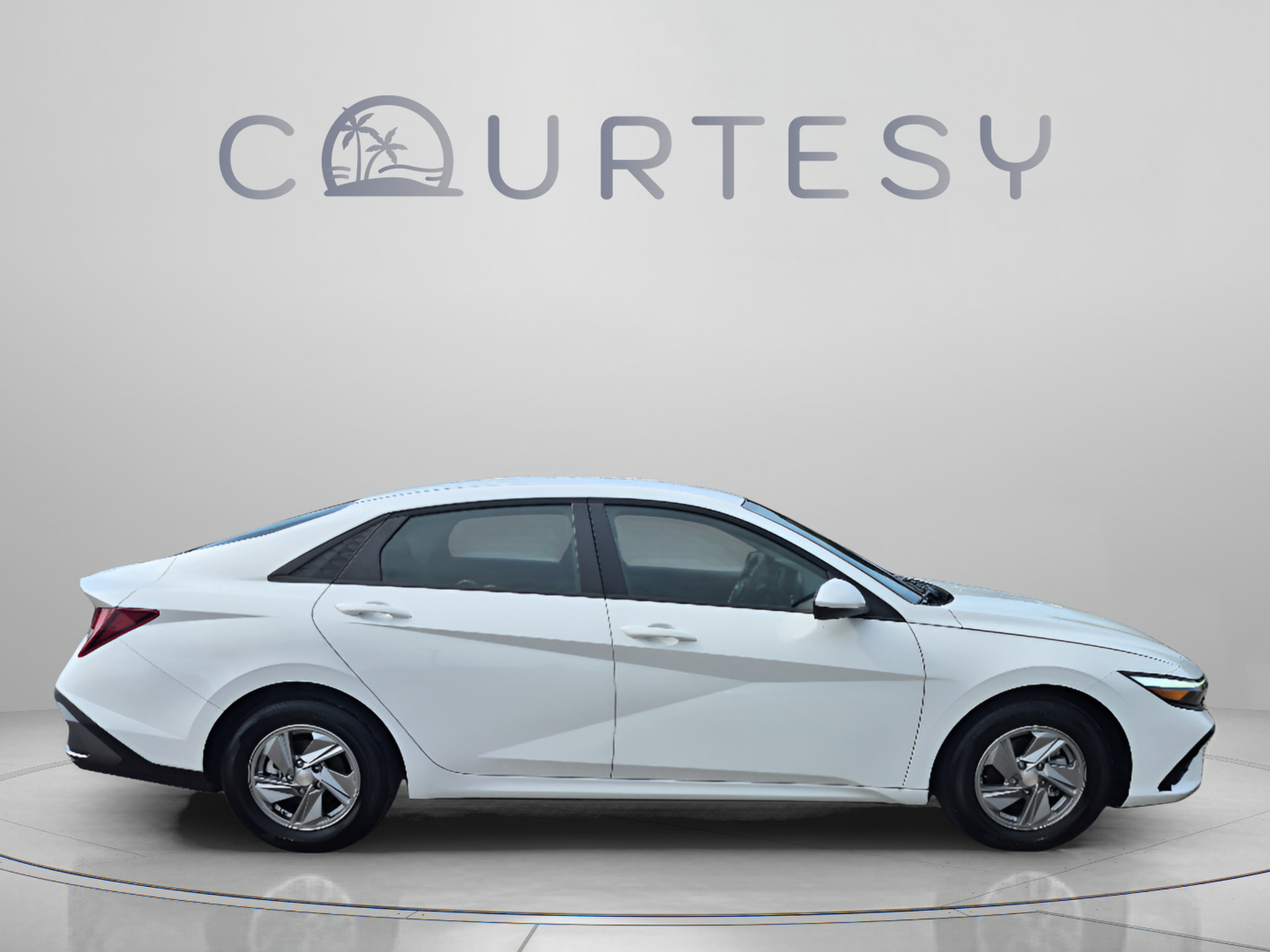 Certified 2025 Hyundai Elantra SE FWD image 6