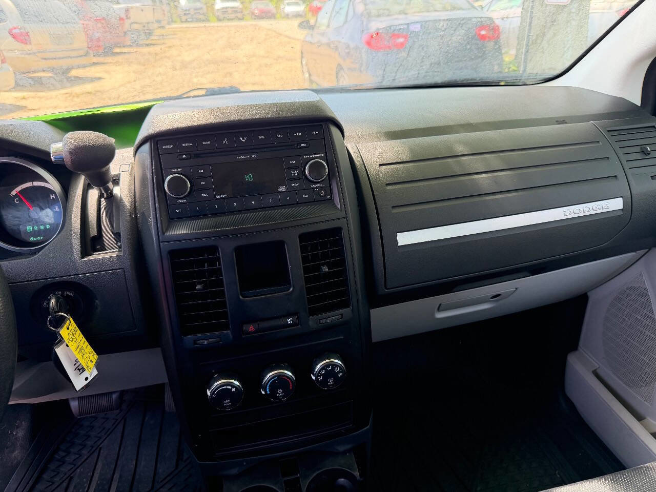 Used 2008 Dodge Grand Caravan SE FWD image 15