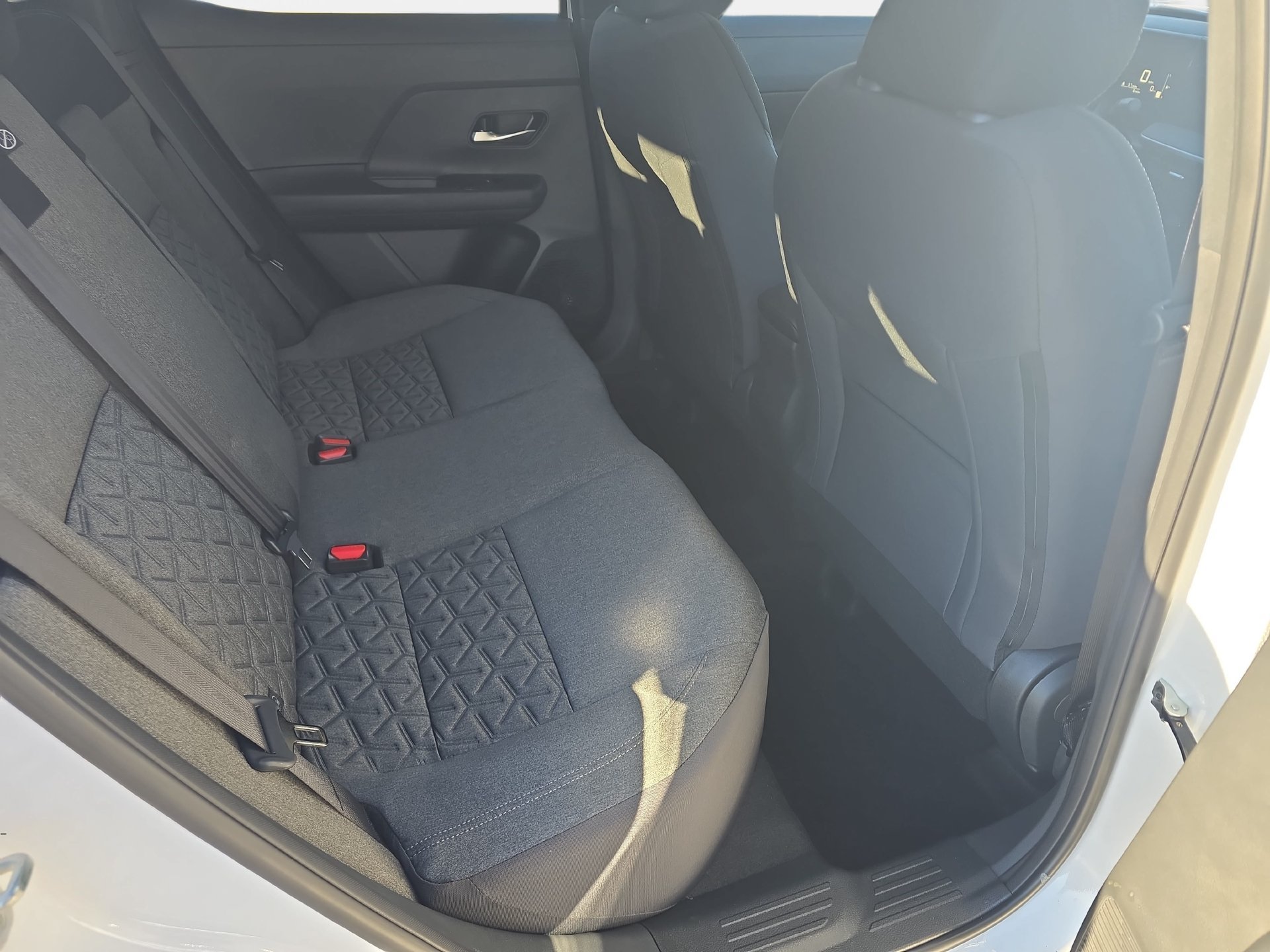 New 2027 Nissan Kicks SV FWD image 11