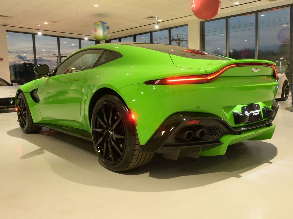 Used 2019 Aston Martin V8 Vantage Coupe RWD image 5