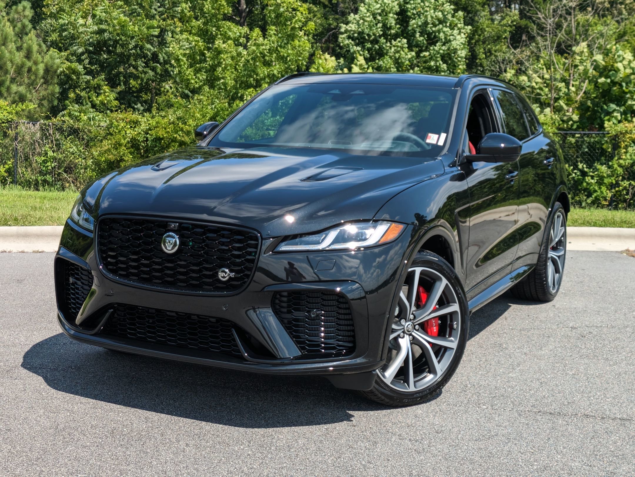 New 2026 Jaguar F-PACE SVR 575 Edition image 1