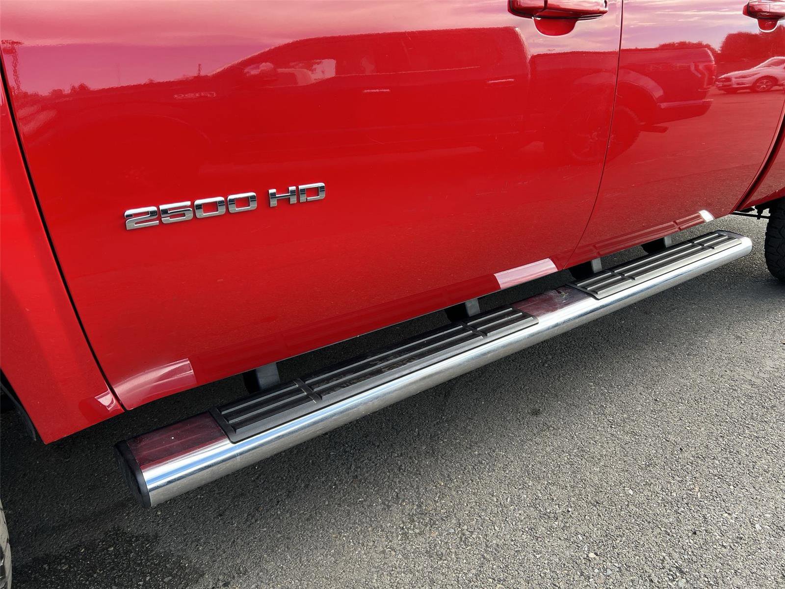 Used 2011 GMC Sierra 2500 SLE w/ SLE Preferred Package image 10