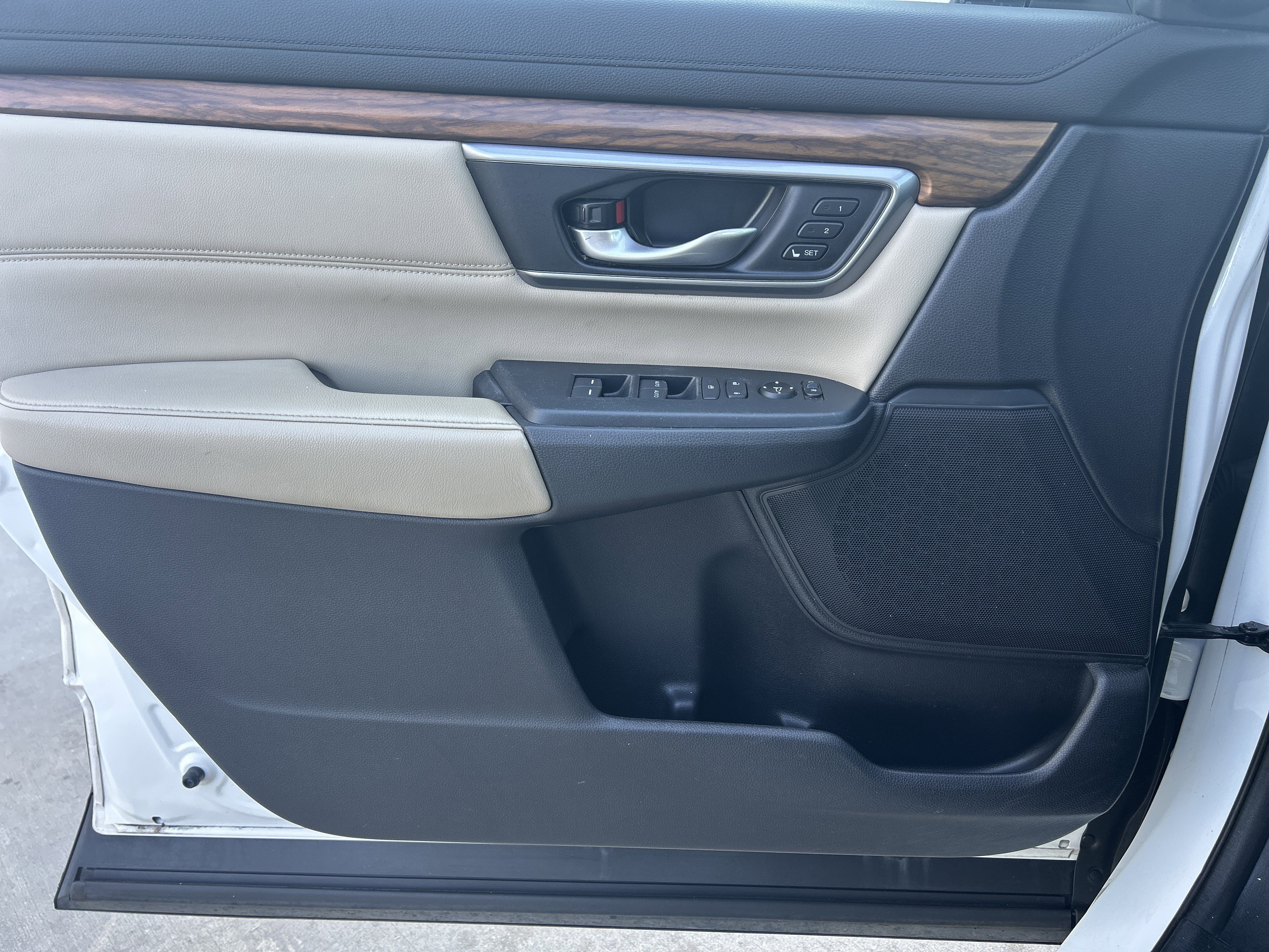 Certified 2017 Honda CR-V Touring image 22