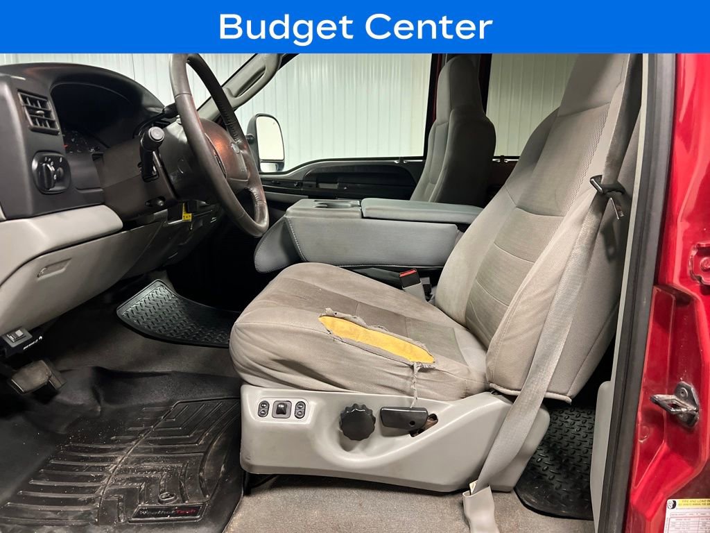 Used 2005 Ford Excursion XLS AWD/4WD image 20