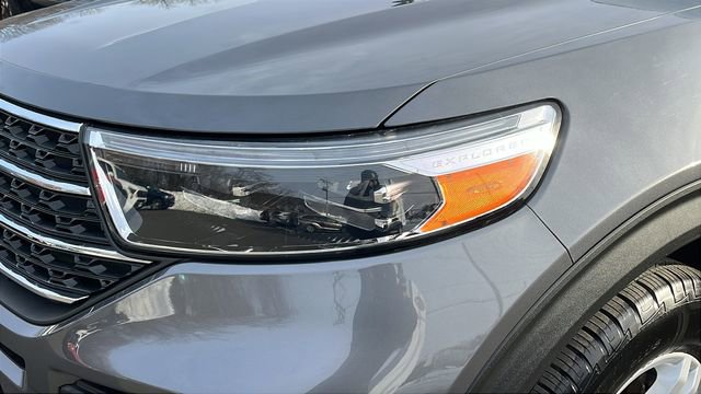 Used 2022 Ford Explorer XLT image 7