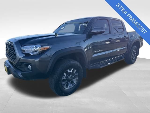 Used 2023 Toyota Tacoma TRD Off-Road image 3