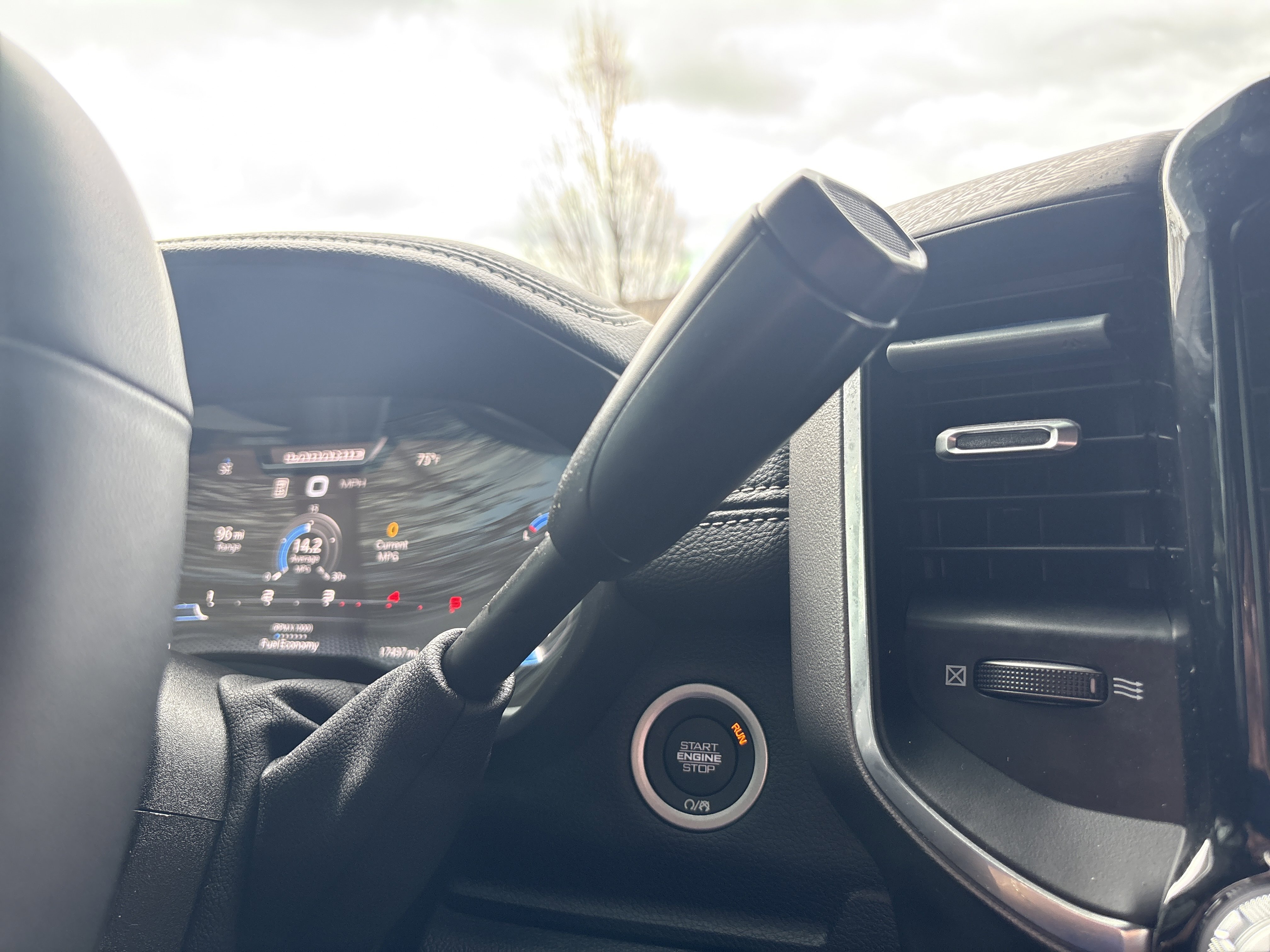 Used 2025 RAM 2500 Laramie w/ Night Edition image 24