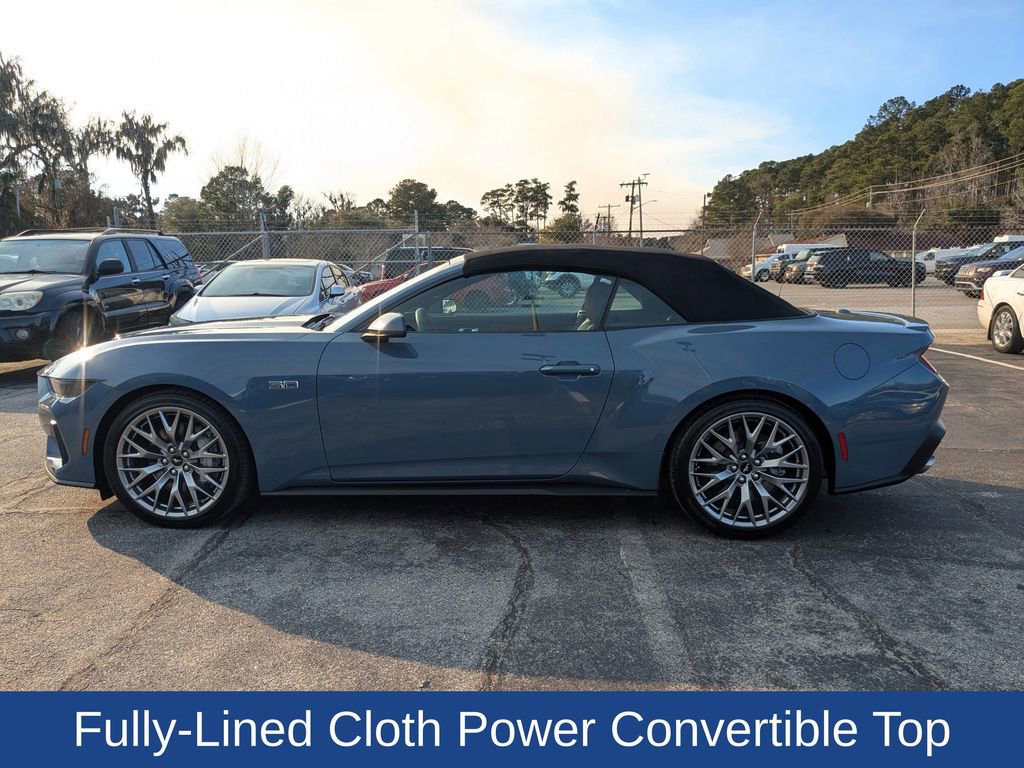 Used 2025 Ford Mustang GT Premium image 7