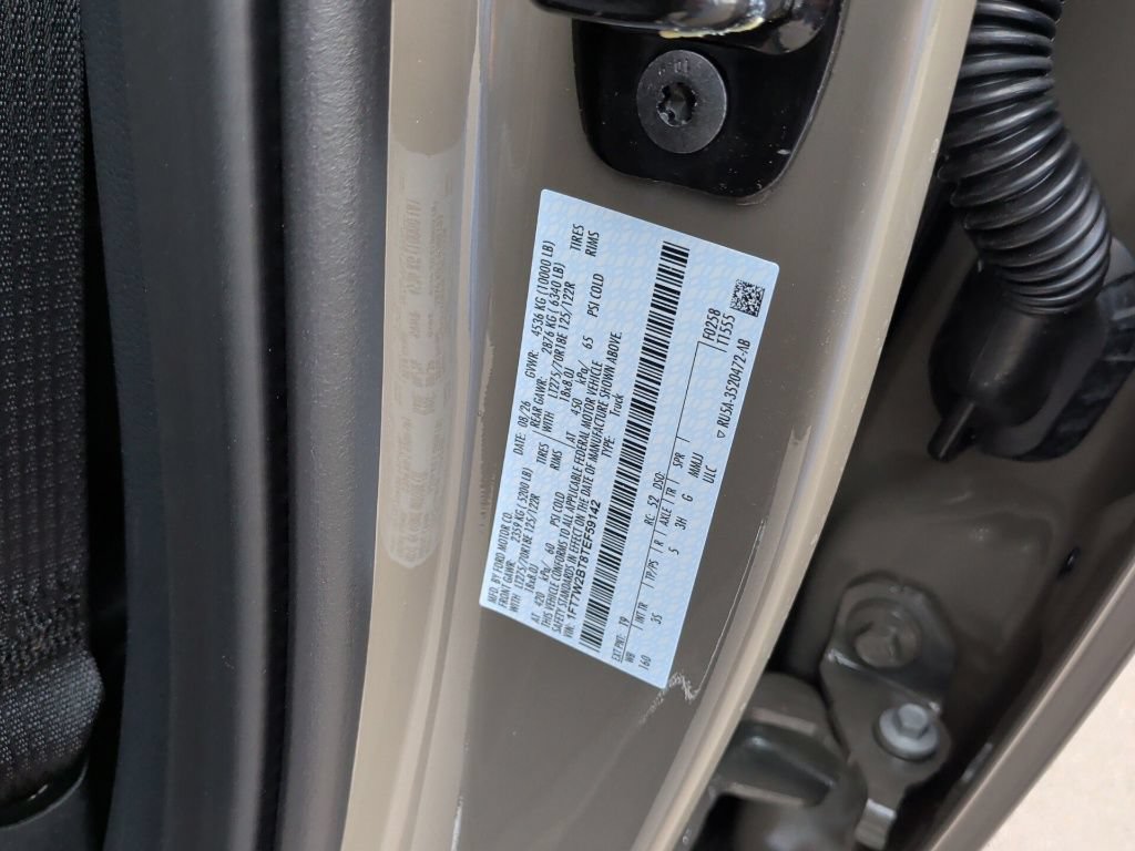 New 2026 Ford F250 XLT w/ FX4 Off-Road Package AWD/4WD image 43