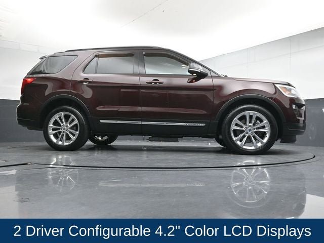 Used 2018 Ford Explorer XLT w/ Equipment Group 201A AWD/4WD image 28
