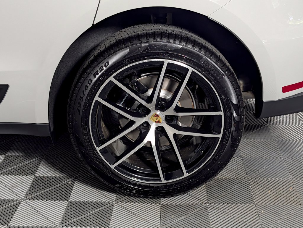 New 2026 Porsche Macan AWD/4WD image 12