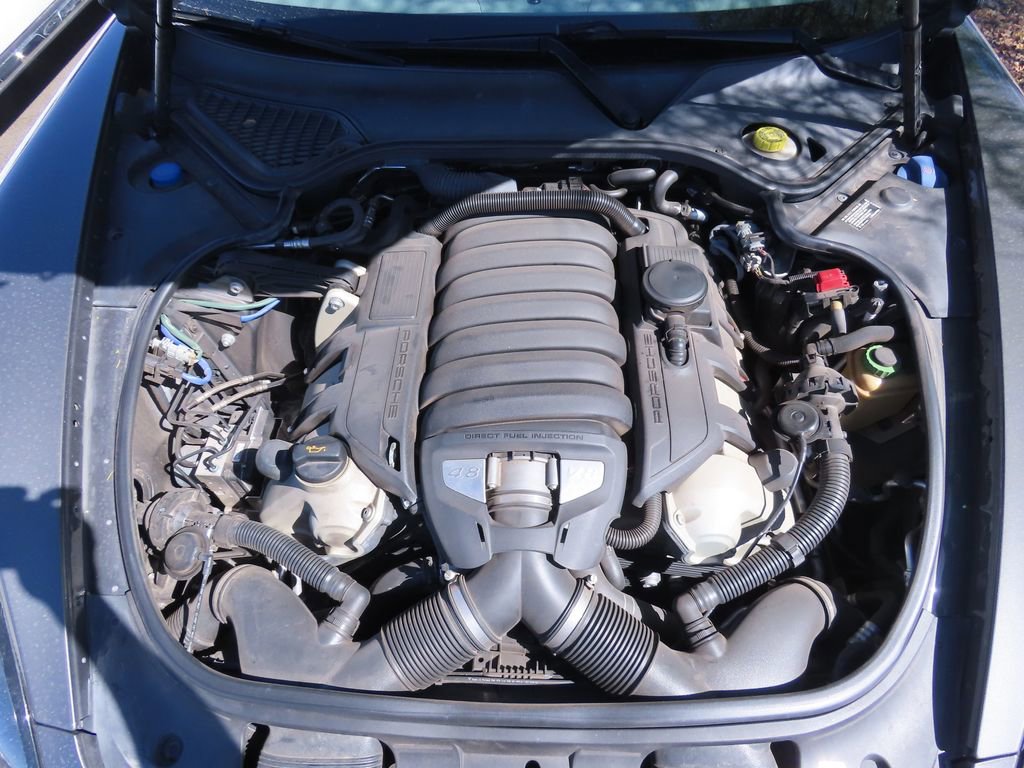 Used 2013 Porsche Panamera GTS image 13