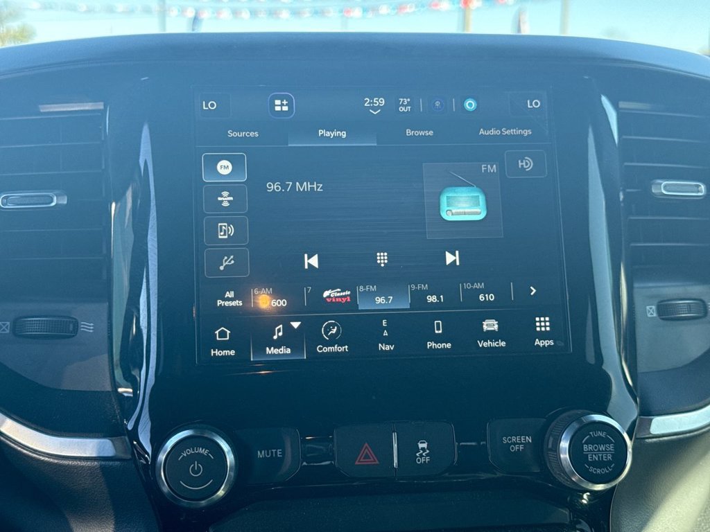 Used 2024 RAM 2500 Big Horn w/ Sport Appearance Package AWD/4WD image 27