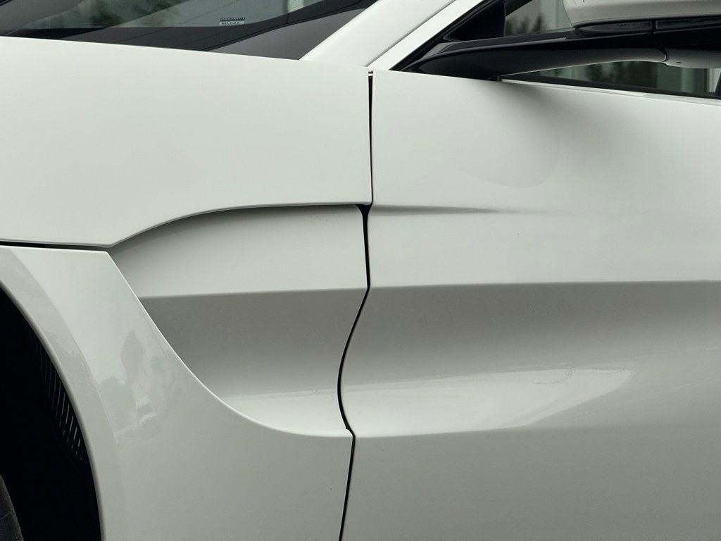 Used 2023 Aston Martin V8 Vantage Roadster image 17