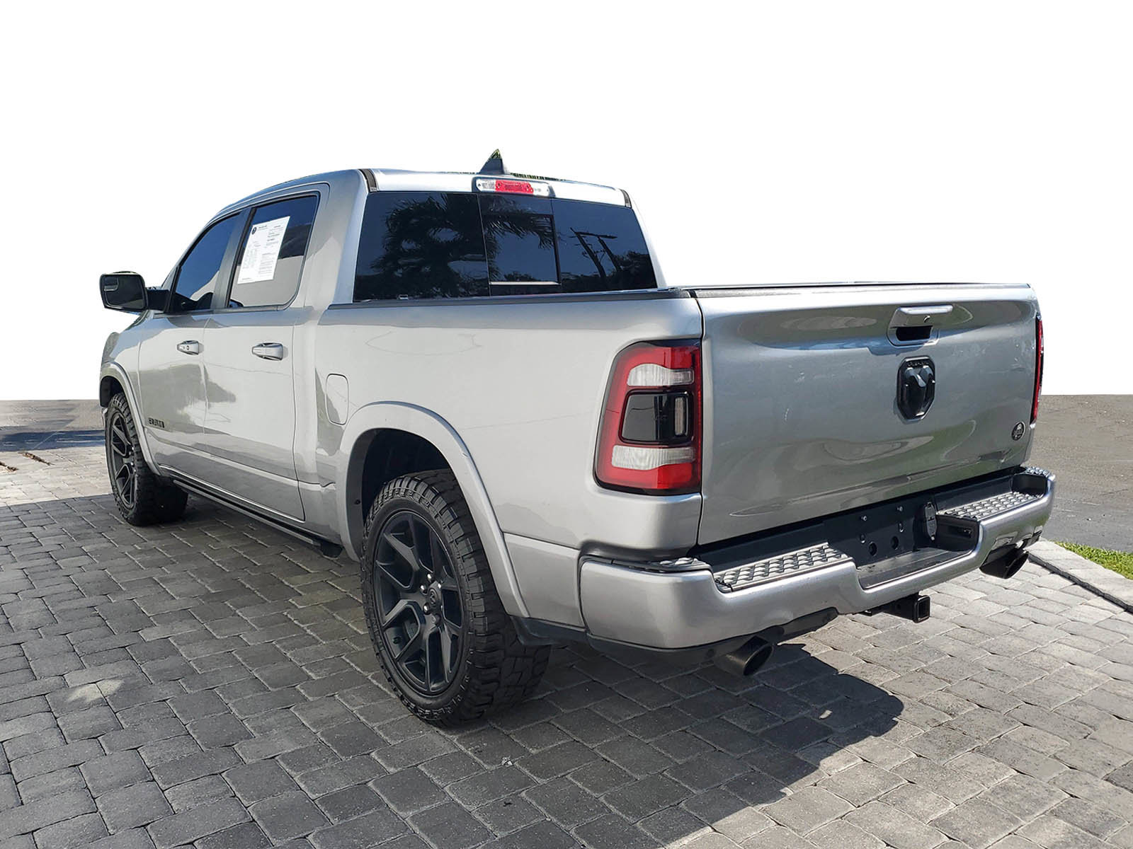 Used 2022 RAM 1500 Laramie RWD image 4