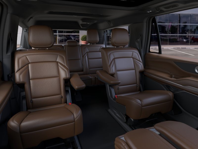 New 2026 Lincoln Navigator L Reserve AWD/4WD image 11