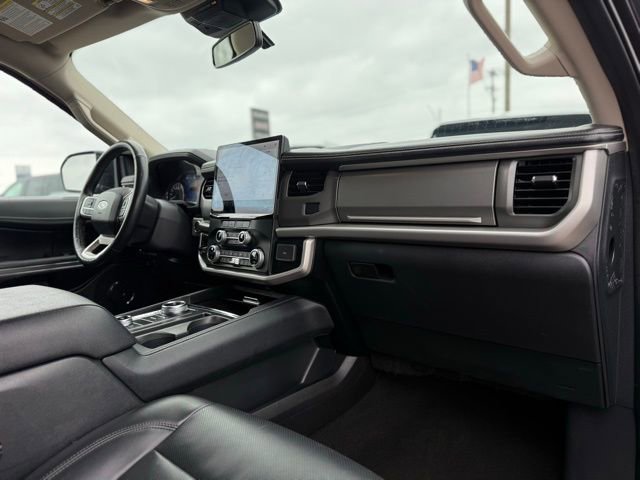 Certified 2024 Ford Expedition Max XLT image 21
