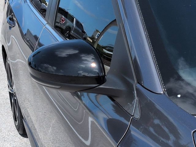 Used 2023 Nissan Sentra SR w/ Trunk Package FWD image 12