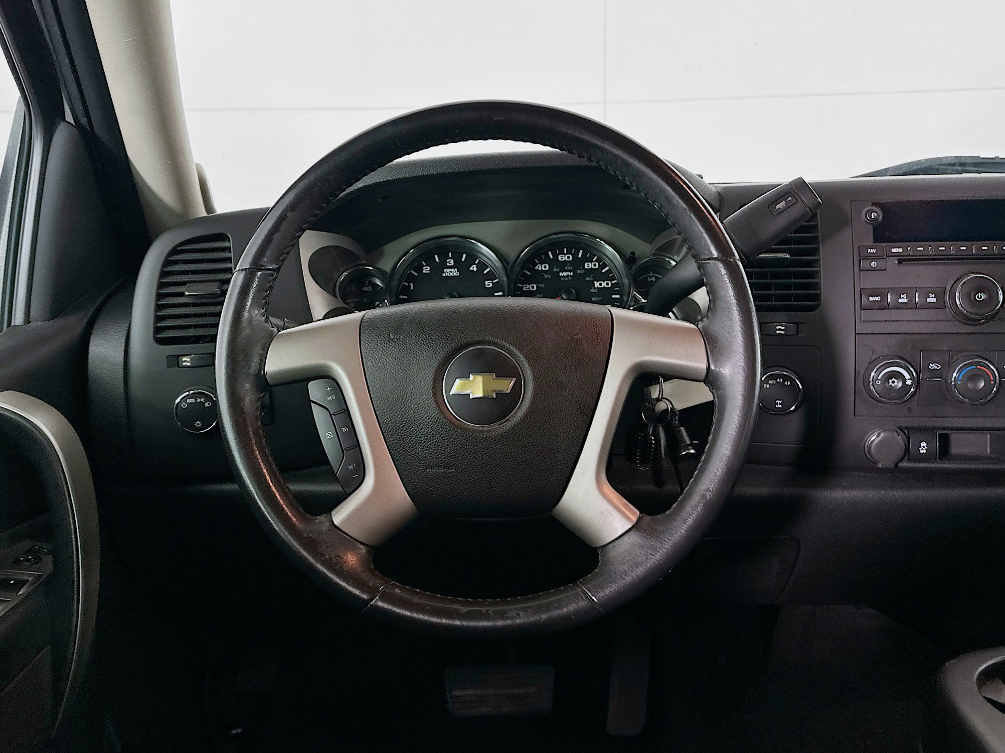 Used 2013 Chevrolet Silverado 1500 LT image 17