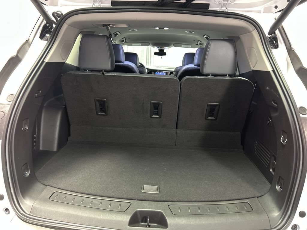 Used 2020 Buick Enclave Premium w/ Surround and Sites Package FWD image 23