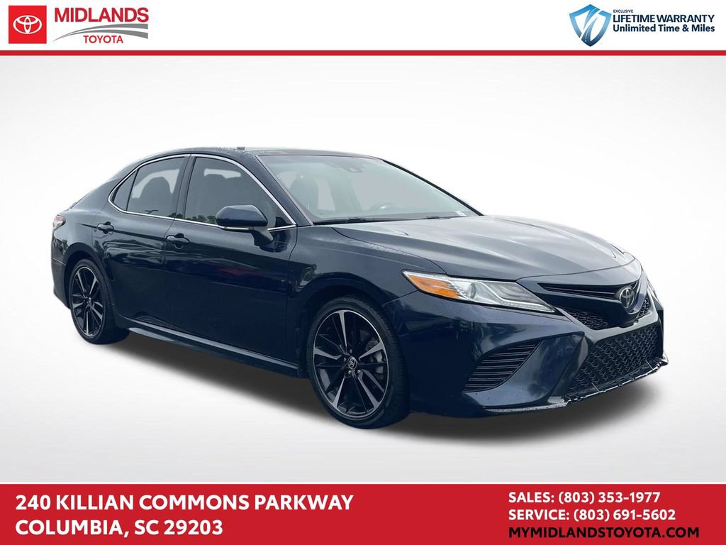 Used 2020 Toyota Camry XSE FWD image 1