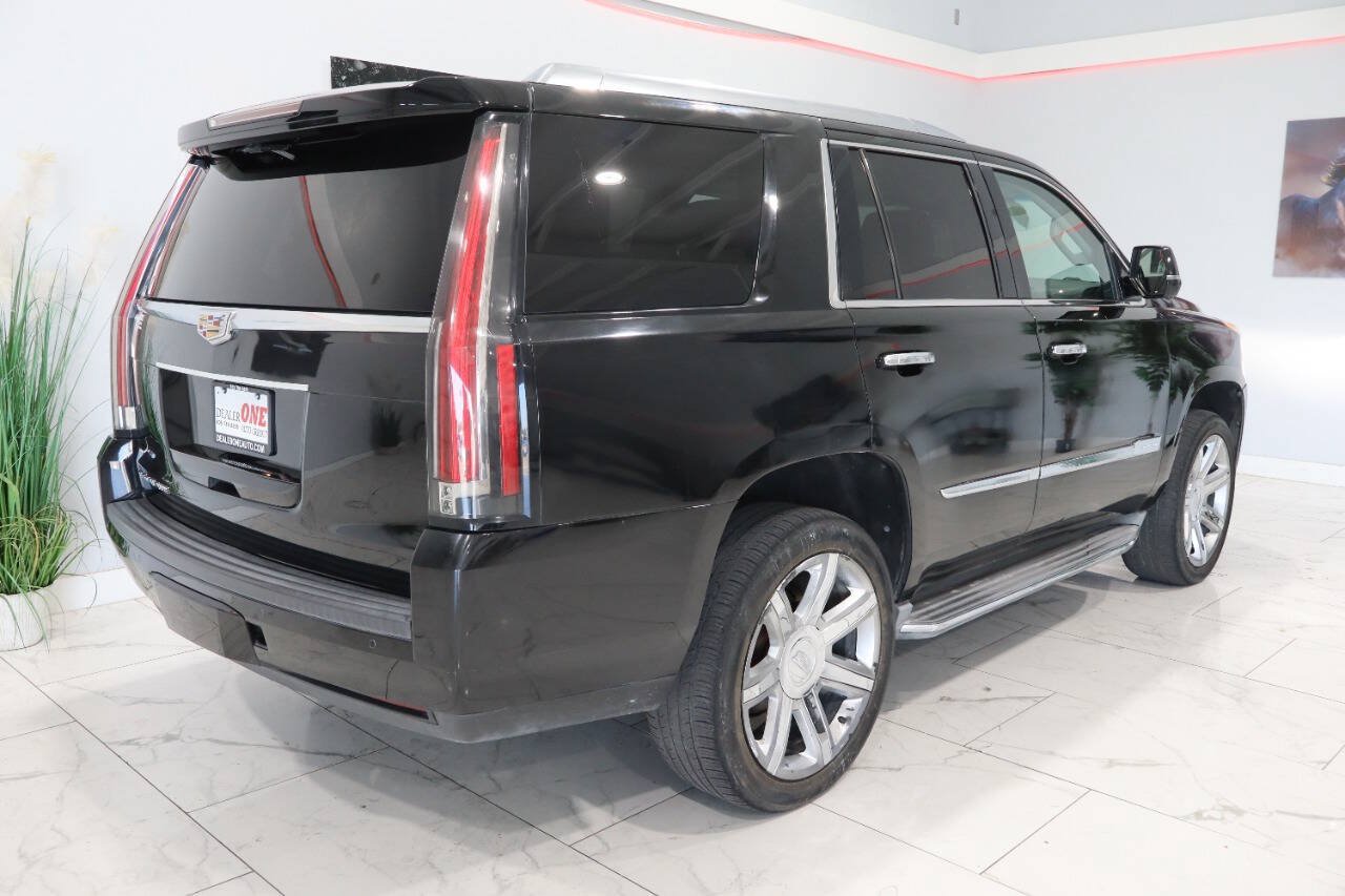 Used 2015 Cadillac Escalade Premium AWD/4WD image 3
