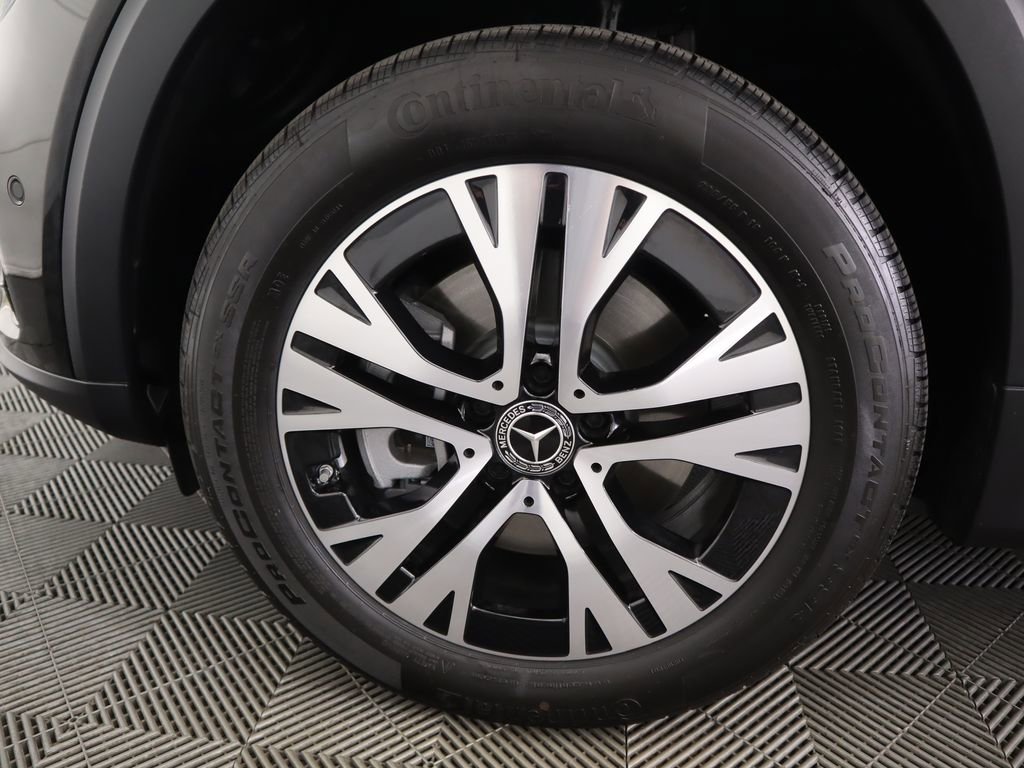 Used 2026 Mercedes-Benz GLB 250 image 30