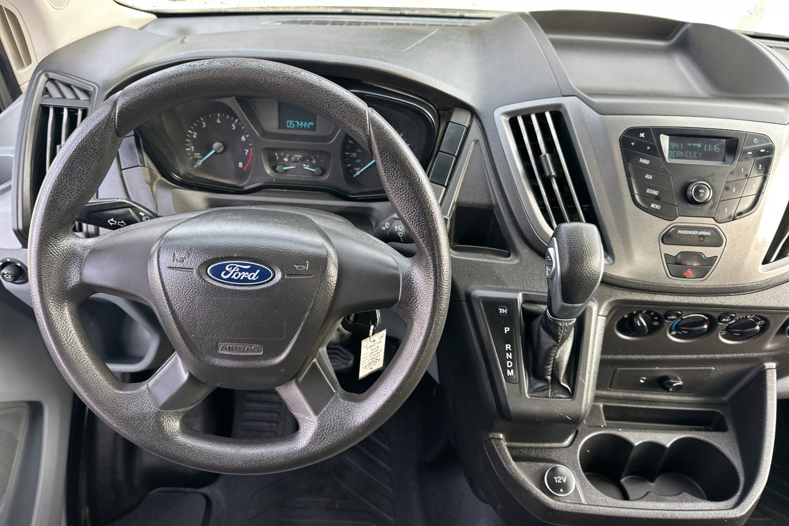 Used 2019 Ford Transit 250 138 RWD image 11