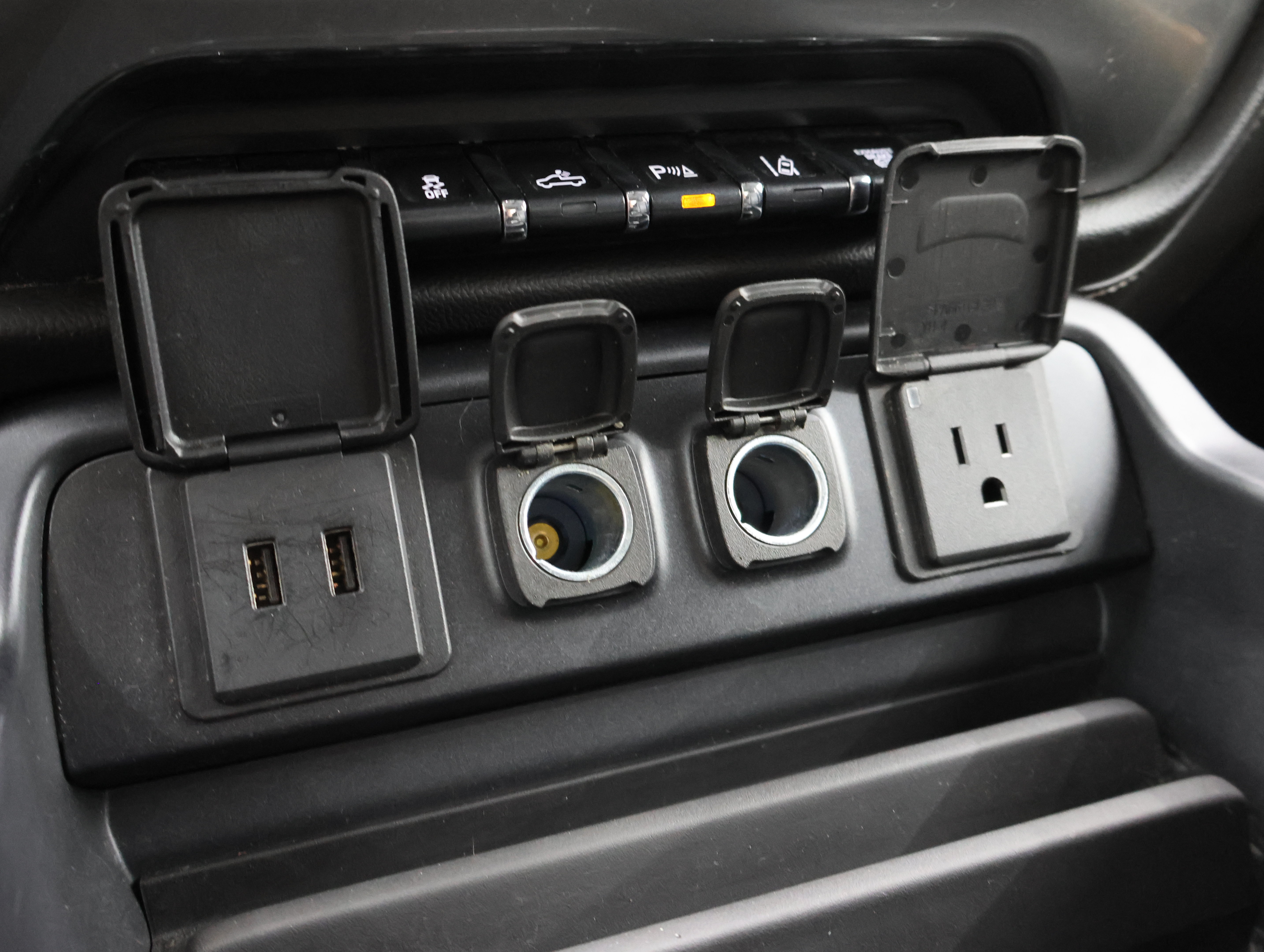 Used 2019 Chevrolet Silverado 3500 LTZ w/ Duramax Plus Package AWD/4WD image 43