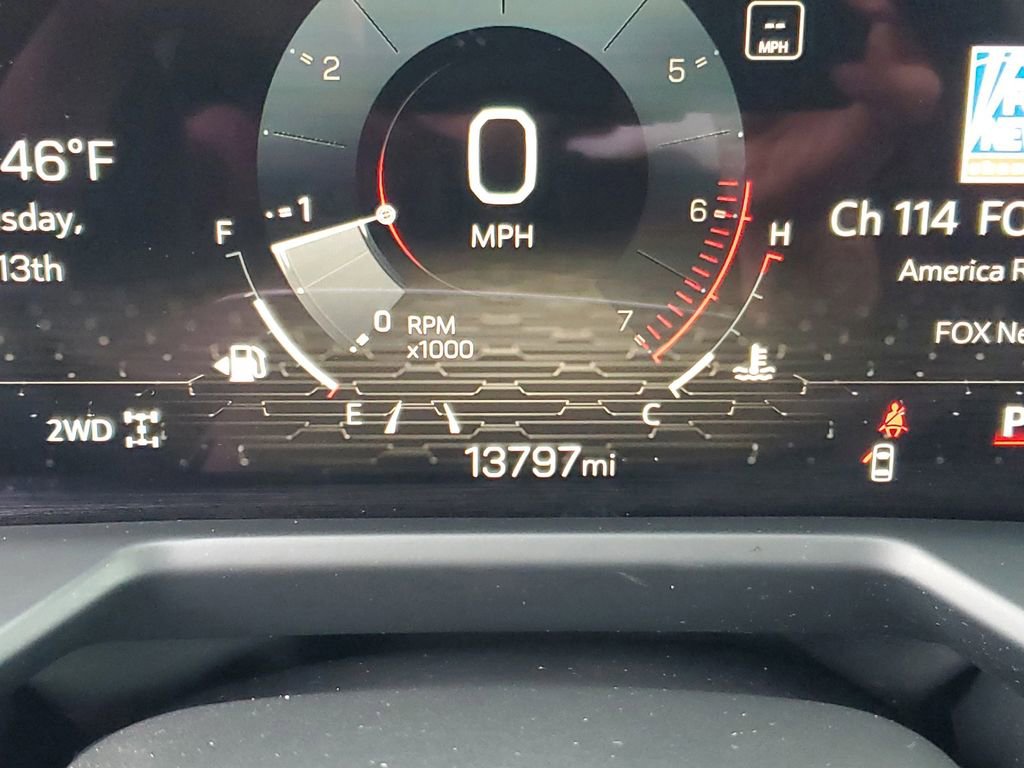 Used 2024 GMC Acadia Elevation w/ LPO, Floor Liner Package AWD/4WD image 11