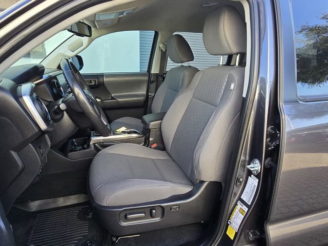 Used 2023 Toyota Tacoma SR5 w/ Technology Package image 11