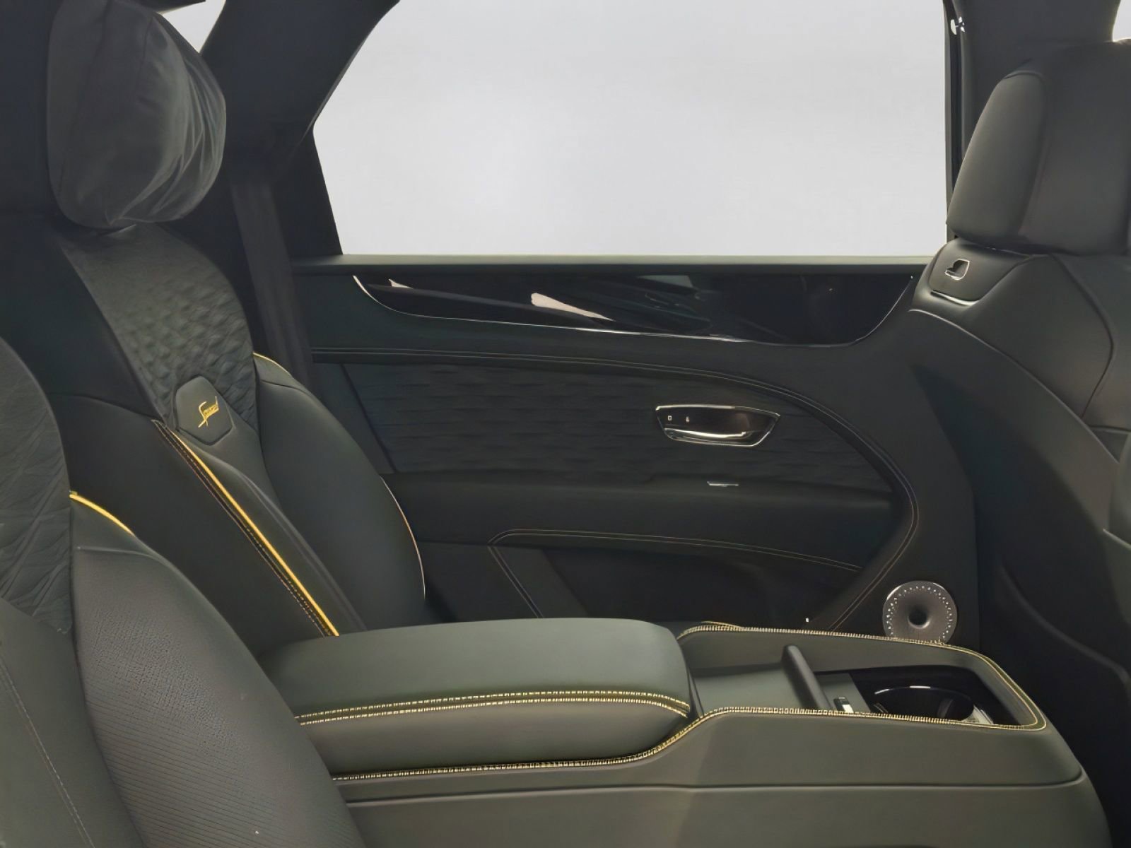 New 2026 Bentley Bentayga Speed AWD/4WD image 18