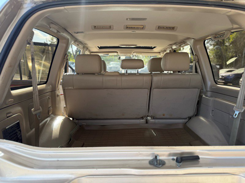 Used 2000 Lexus LX 470 4WD image 10