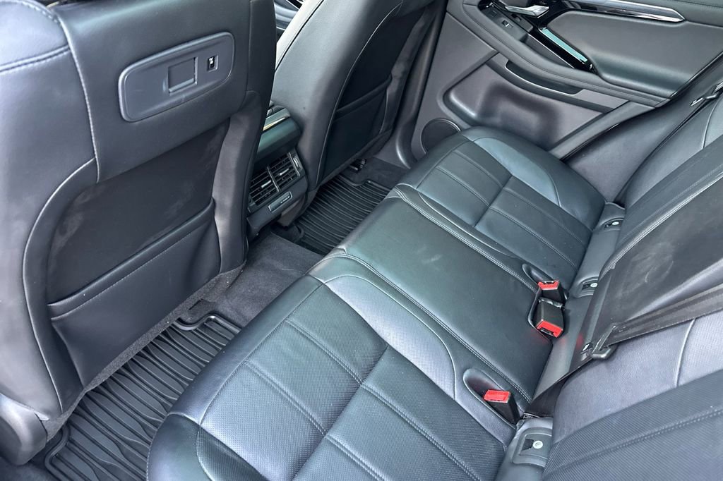 Used 2021 Land Rover Range Rover Evoque R-Dynamic SE image 12