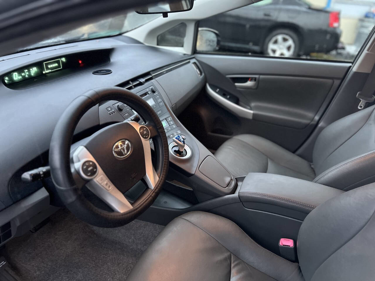 Used 2010 Toyota Prius Two image 11