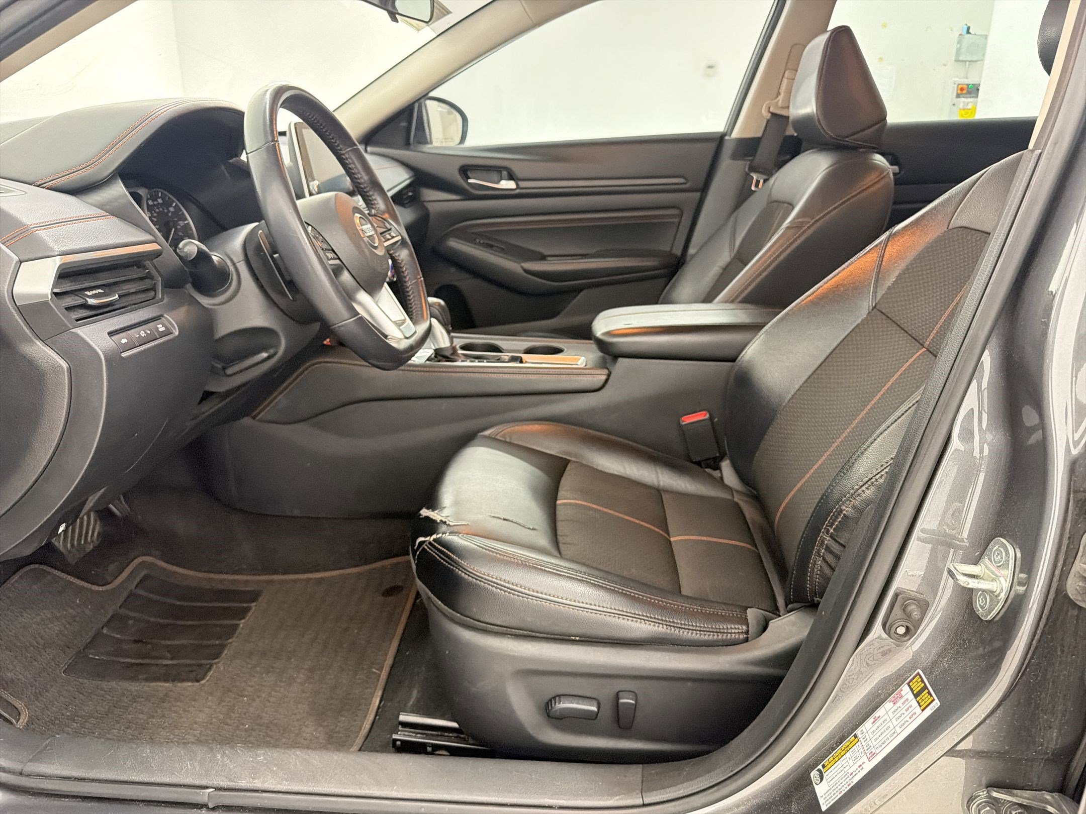 Used 2021 Nissan Altima 2.5 SR AWD/4WD image 5