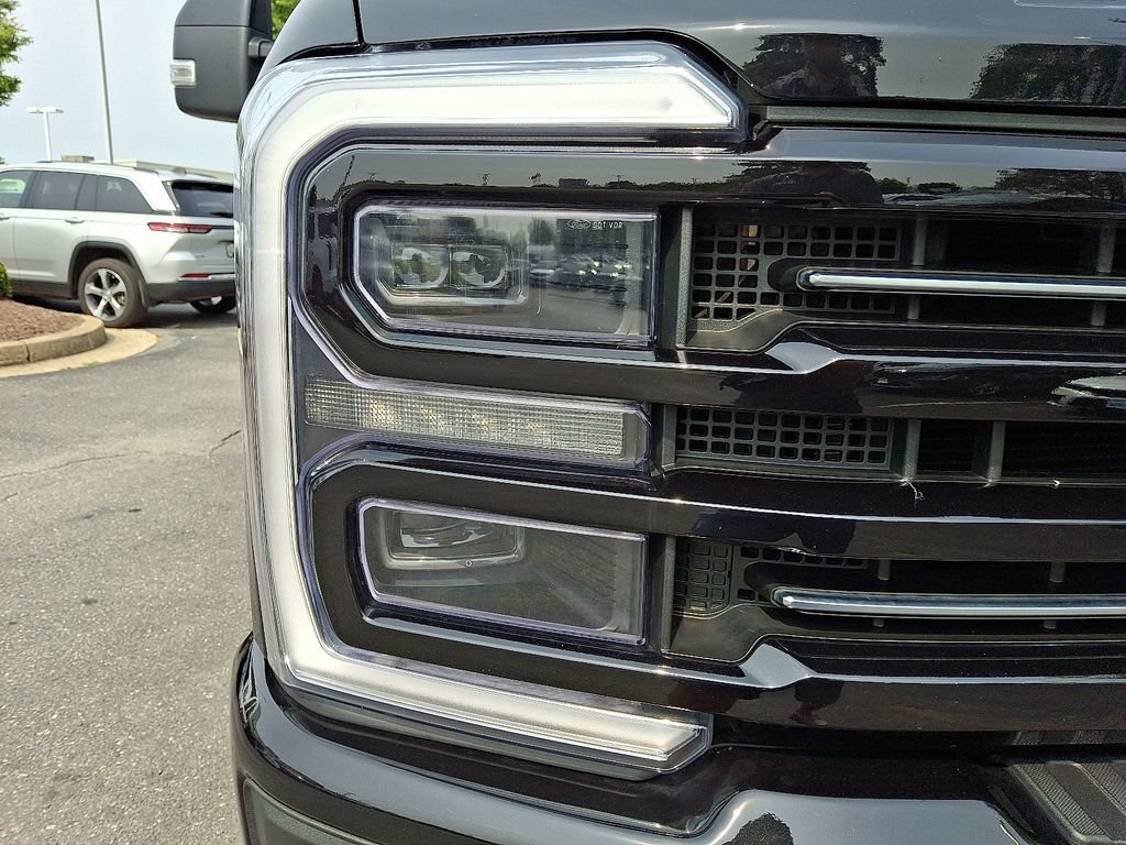 Used 2026 Ford F250 Platinum AWD/4WD image 9
