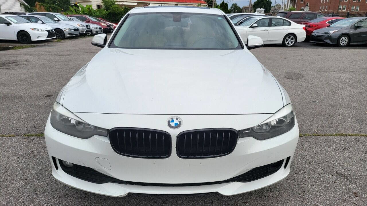 Used 2015 BMW 320i Sedan image 5