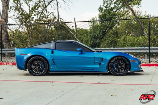 Used 2010 Chevrolet Corvette ZR1 w/ Preferred Equipment Group RWD image 10